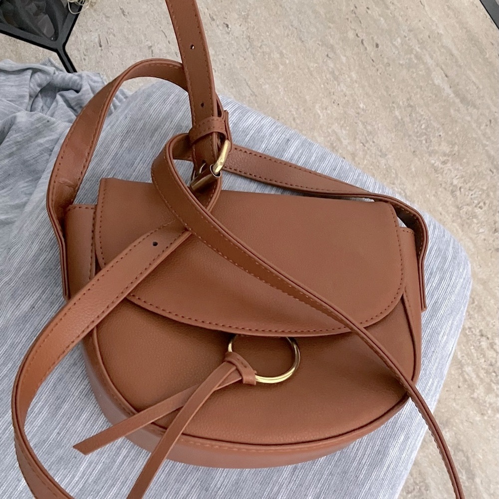 JJ WINTERS-like new! Brown Crossbody Bag with Flap Closure and adjustable strap!